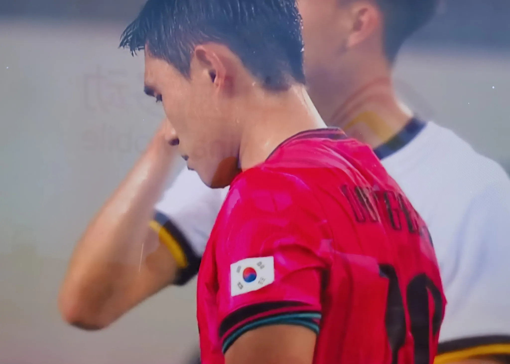 关于英超关键时刻再迎强敌，里昂状态回暖，主帅态度——球迷炸锅，医务组通报恢复的信息-开云体育官网